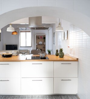 Interior - Casa da Gente T2 by PontaNegraAzores (Praia da Vitória)