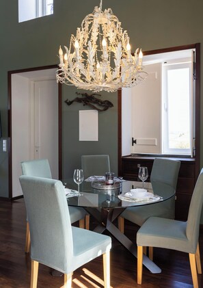 Dining - Casa das Lajes T2 by PontaNegraAzores (Praia da Vitória)