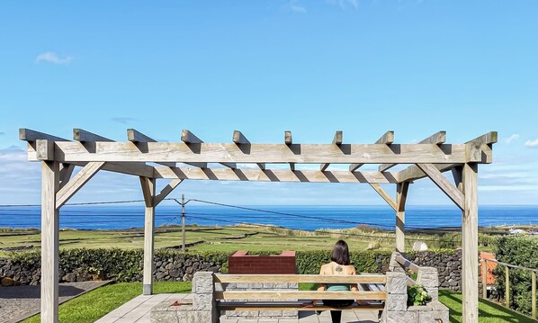 Property grounds - Casa das Lajes T2 by PontaNegraAzores (Praia da Vitória)