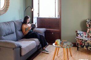 TV - Casa das Lajes T2 by PontaNegraAzores (Praia da Vitória)