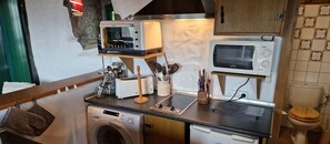 Fridge, microwave, oven, toaster