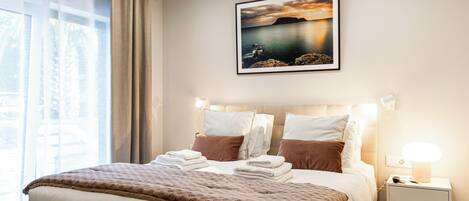 1 dormitorio, escritorio, wifi y ropa de cama