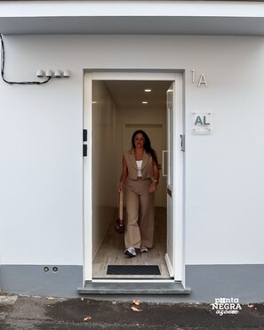 Exterior detail - City House 1 by PontaNegraAzores (Angra do Heroísmo)