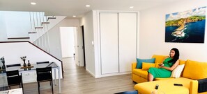 TV - City House 2 by PontaNegraAzores (Angra do Heroísmo)