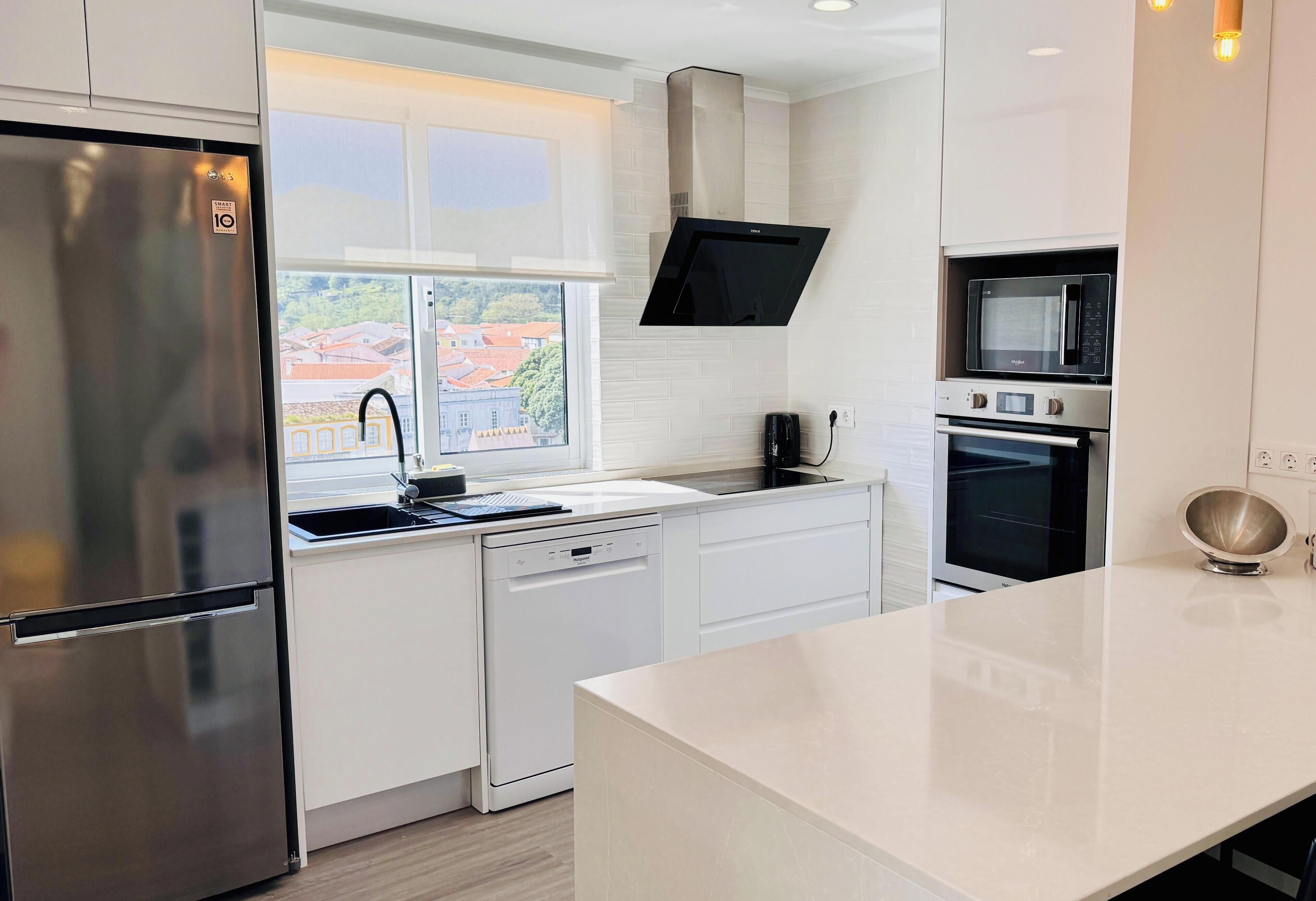 Fridge, microwave, oven, dishwasher