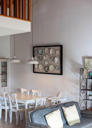 Interior - The North House by Ponta Negra Azores (Biscoitos)