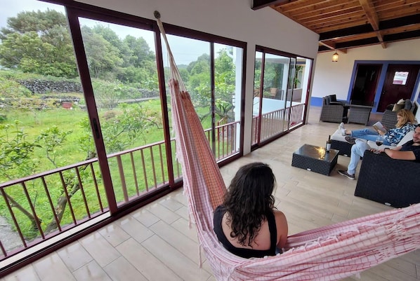 Property grounds - The North House by Ponta Negra Azores (Biscoitos)