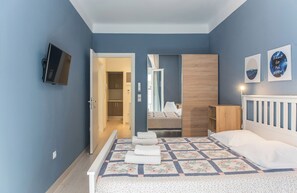 1 bedroom, premium bedding, blackout curtains, iron/ironing board - Speranza by halu! (Thessaloniki)