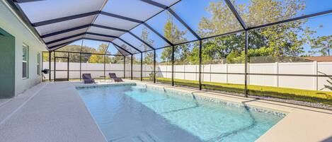 House (4 Bedrooms) | Front of property