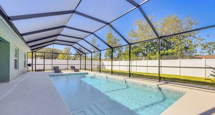 8 Mi to Flagler Beach: Home w/ Outdoor Dining!