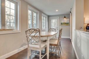 Cottage (3 Bedrooms) | Interior