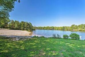 House (3 Bedrooms) | Interior - Chic Pocono Hideaway w/ Private Indoor Sauna (Long Pond)