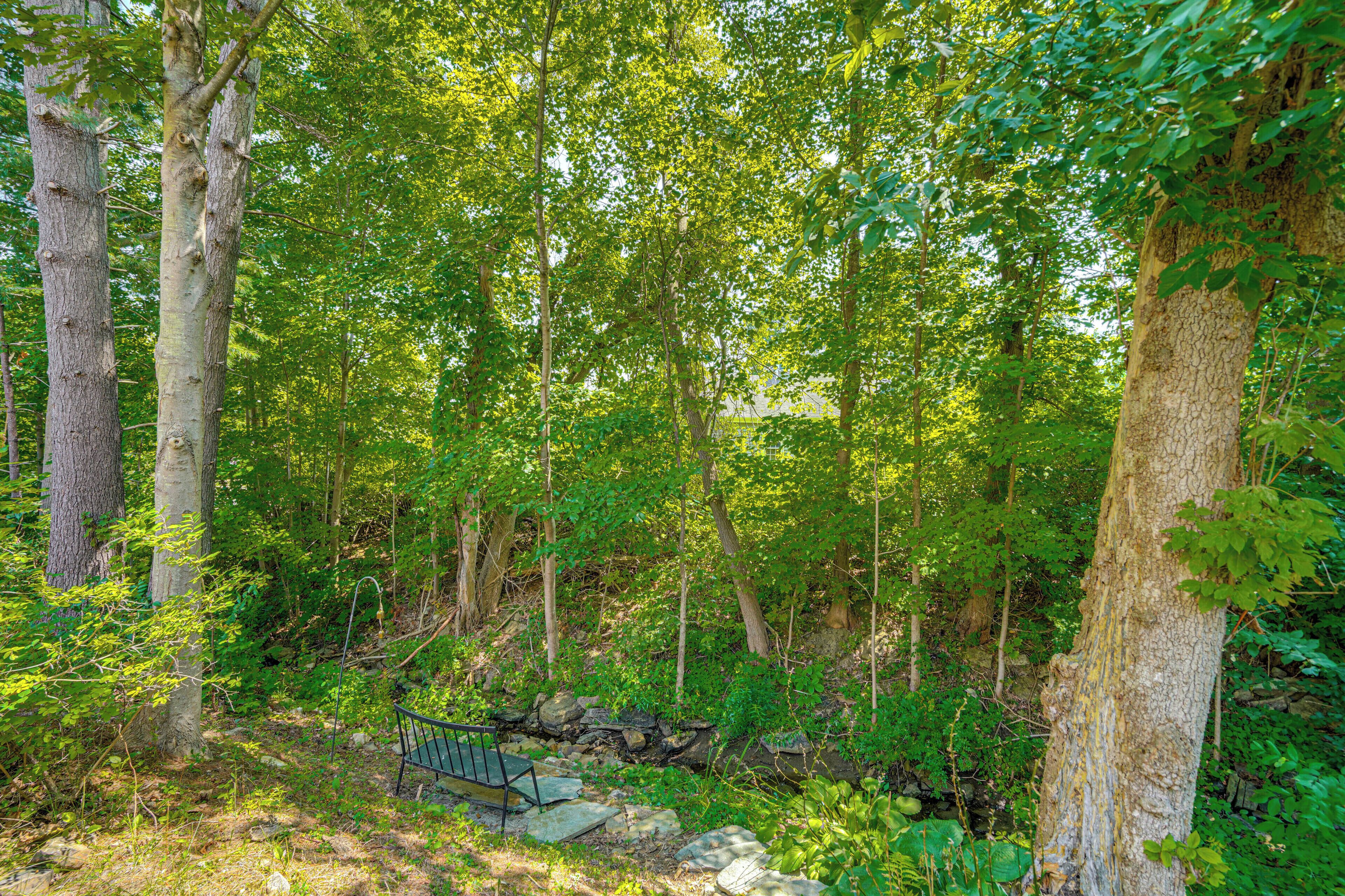 المنشأة من الداخل