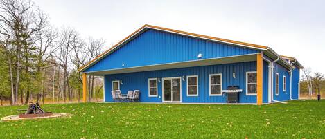 House (3 Bedrooms) | Front of property