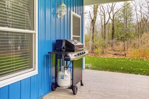 Interior - 2 Mi to Lake Michigan: Patio, Grill, & Fire Pit! (Green Bay)