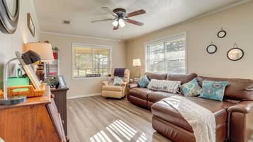 Rumah (2 Bedrooms) | Interior