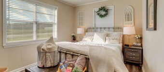 Nature Lover's Haven w/ Fire Pit in Pangburn!