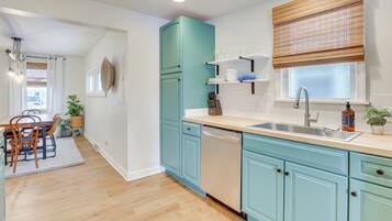 Cottage (3 Bedrooms) | Interior