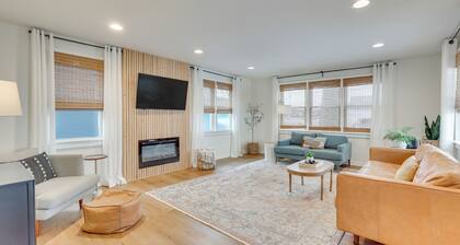 Patio & Lake Views: Family-friendly Canton Retreat