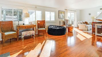 Rumah (3 Bedrooms) | Interior