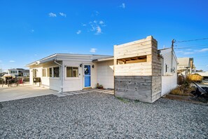 Interior - Canal-front Home w/ Dock in Little Egg Harbor! (Tuckerton)