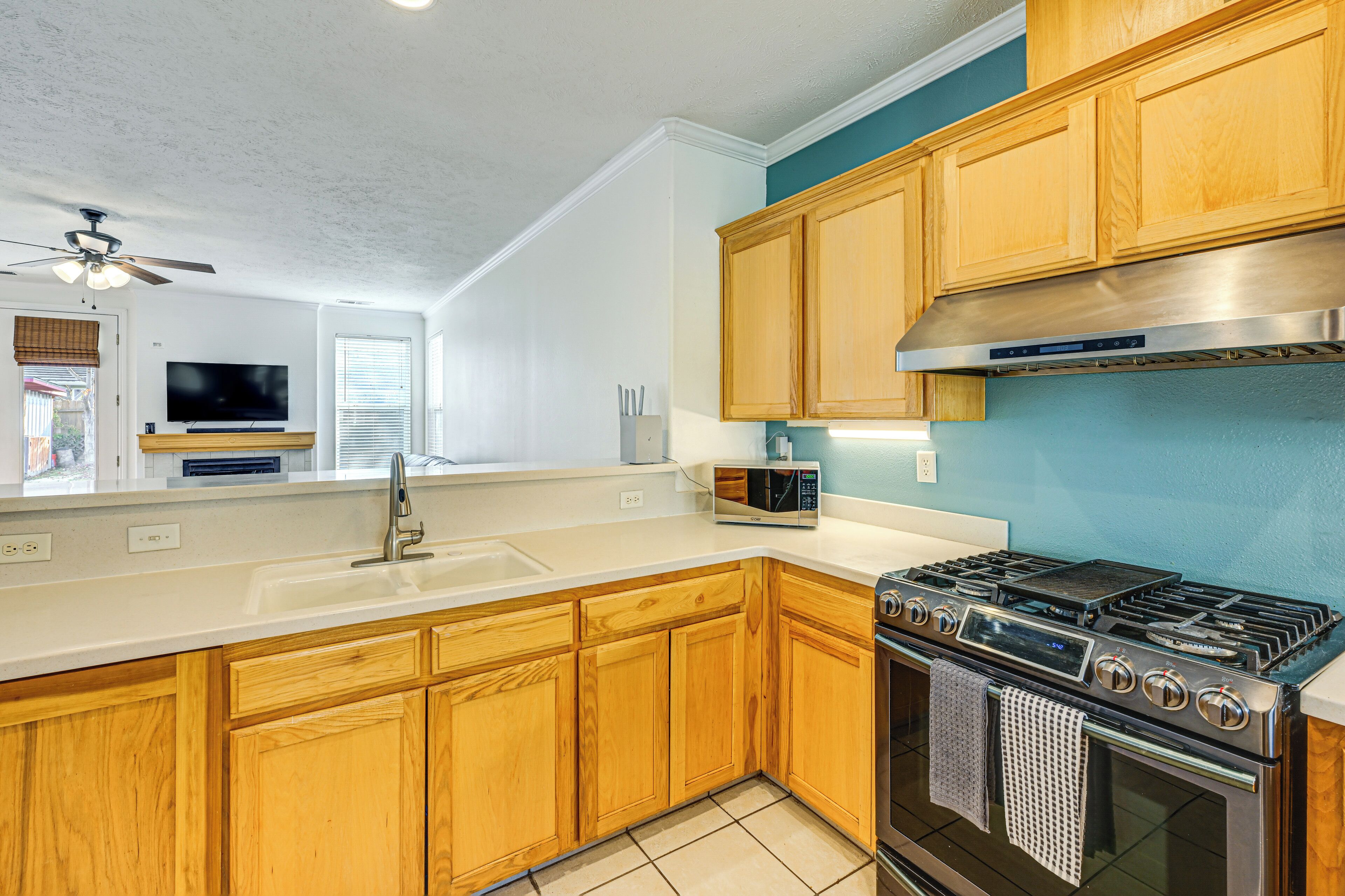 House (3 Bedrooms) | Interior