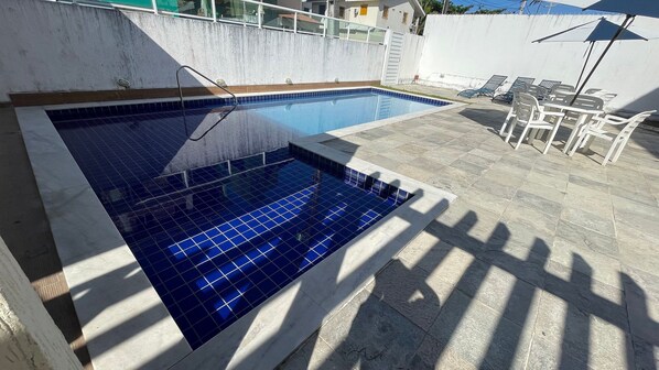 Utomhuspool