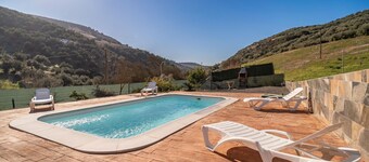 3 bedroom gorgeous home in Iznájar