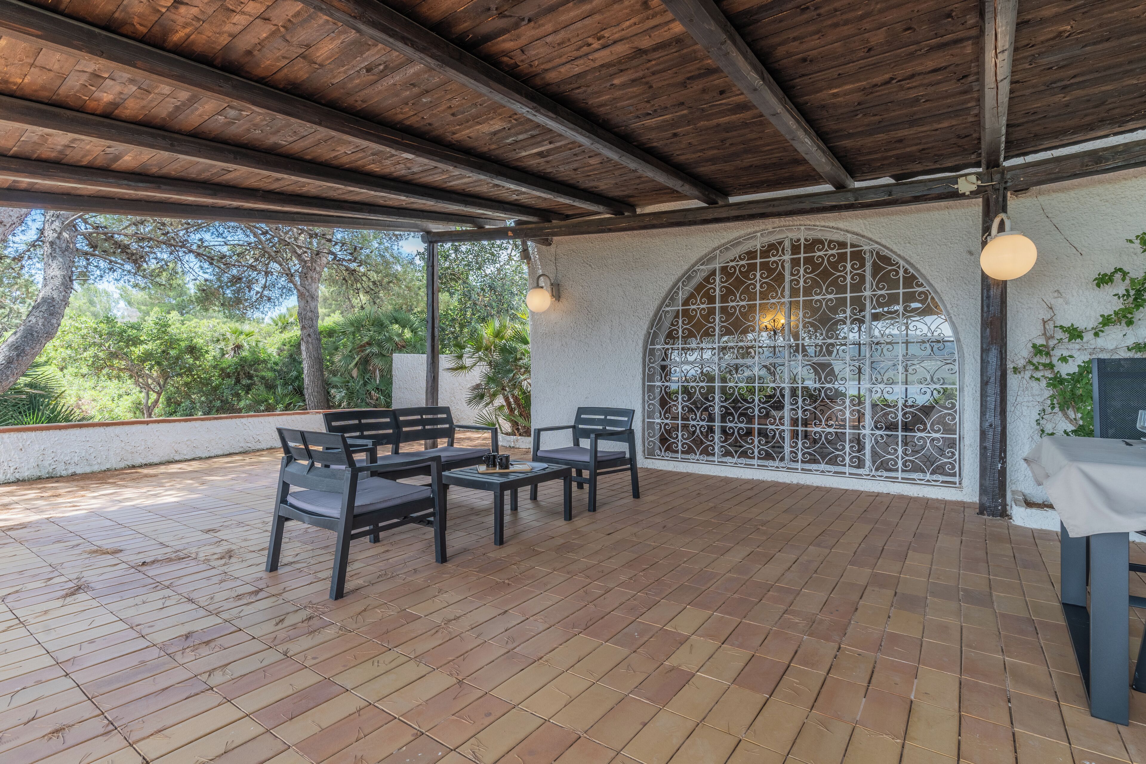 คลาสสิกวิลล่า | ลานระเบียง/นอกชาน