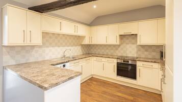 House | 3 bedrooms, Internet