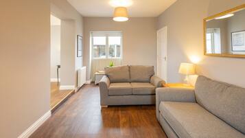 House | 3 bedrooms, Internet