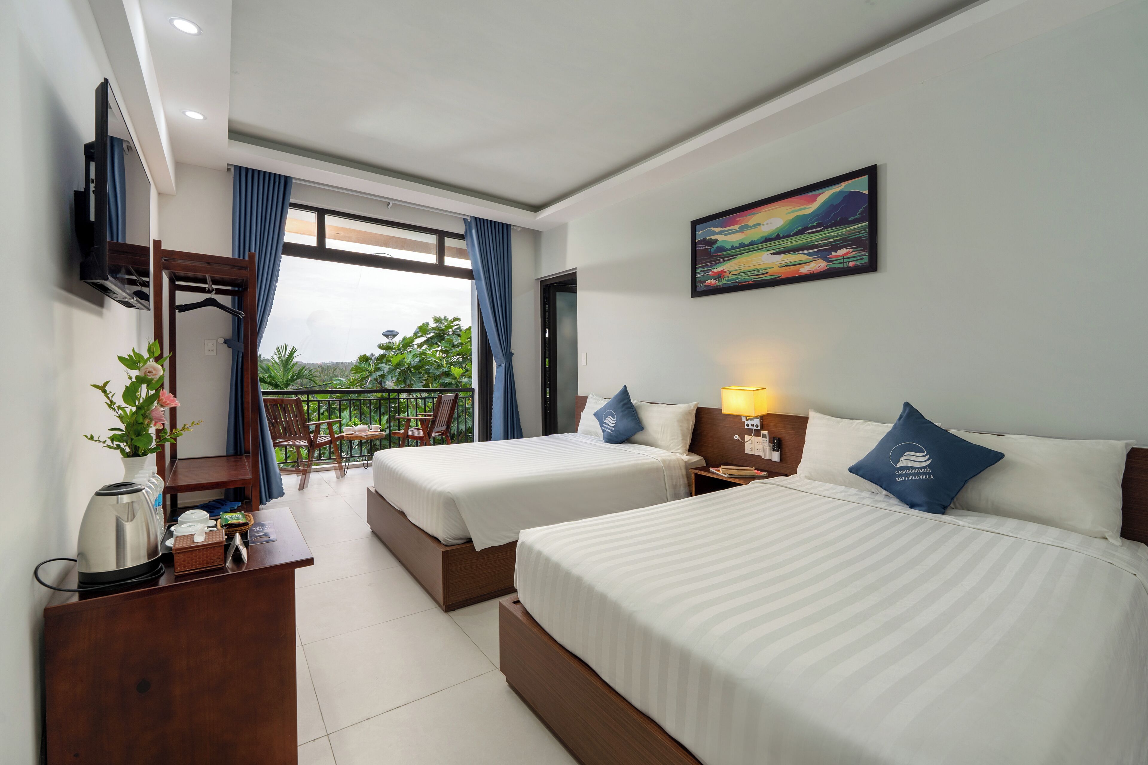 豪華雙人或雙床房 | 書桌、遮光窗簾/窗簾、隔音、熨斗/熨衫板