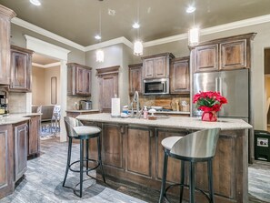 Microwave, oven, stovetop, dishwasher - The Dream Cove/ Spacious 5-bedroom, 5 bathroom home with pool/hot tub/game room  (Oklahoma City)