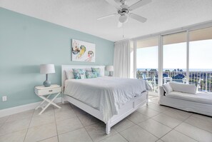 3 chambres, fer et planche à repasser, accès au Wi-Fi (inclus)