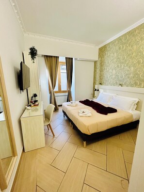 In-room safe, desk, iron/ironing board, free WiFi