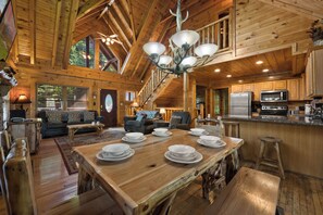Interior - Spacious 5-Bedroom Smoky Mountain Cabin w/ Hot Tub, Game Room & Amazing Views (Sevierville)