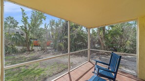 Condo, 2 Bedrooms | Property grounds