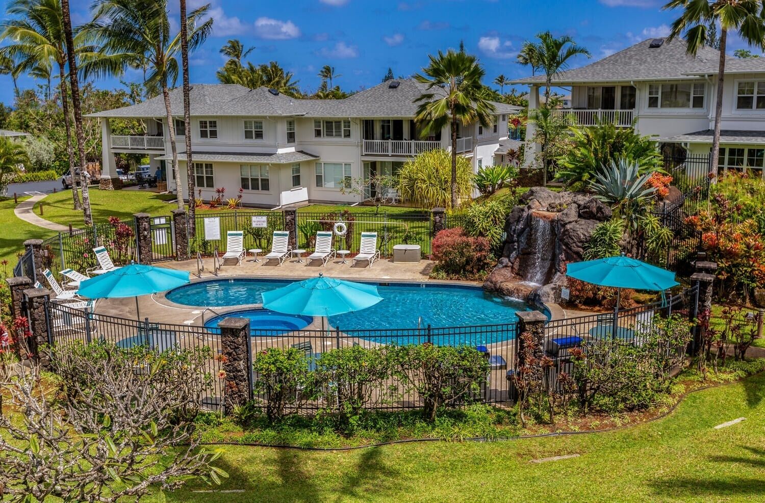 Appart'hôtel, 3 chambres | Piscine