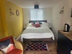 1 dormitori, wifi gratuïta i roba de llit 