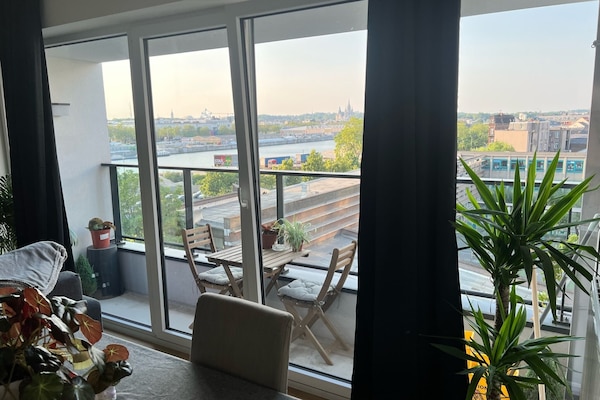 Appartement, uitzicht op rivier | Terras
