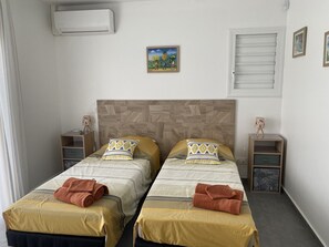 4 habitaciones, tabla de planchar con plancha y wifi gratis