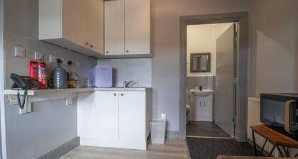 Lugton Rooms - 2 bedroom suite