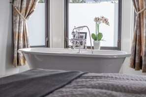 2 bedrooms, WiFi