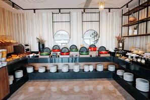 Free daily buffet breakfast - THE EMPORIA HOTEL (Denizli)