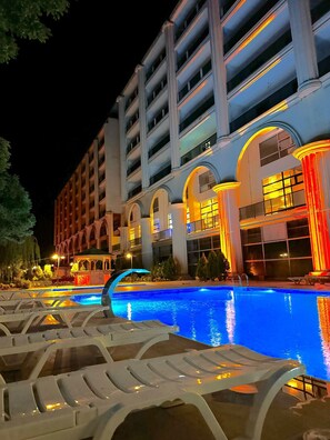 Exterior - VALİDE SULTAN TERMAL OTEL VE DEVREMÜLK  (Güdül)