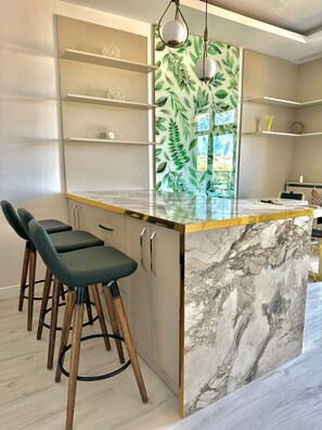 Egyptian cotton sheets, premium bedding, Select Comfort beds, minibar - VALİDE SULTAN TERMAL OTEL VE DEVREMÜLK  (Güdül)