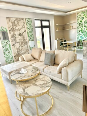 Egyptian cotton sheets, premium bedding, Select Comfort beds, minibar - VALİDE SULTAN TERMAL OTEL VE DEVREMÜLK  (Güdül)