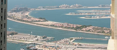 Literie de qualité supérieure, rideaux occultants, chambres insonorisées