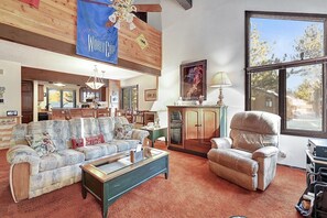 TV, fireplace - Wildflower 64: Pet Friendly, Upstairs Corner Condo (Mammoth Lakes)