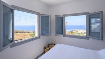 Deluxe Suite, 1 Double Bed with Sofa bed, Sea View | 1 bedroom, free WiFi